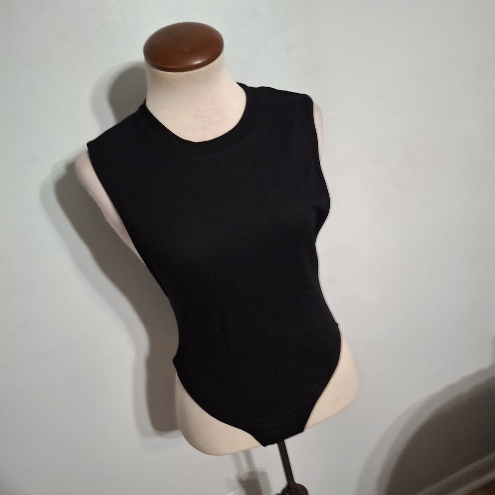 Black Sleeveless Bodysuit- W Sz Small